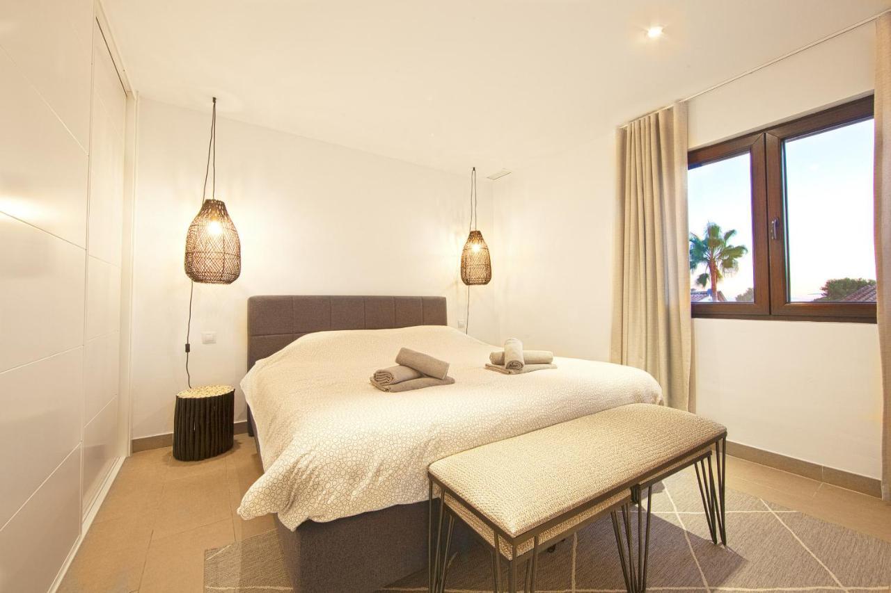 Modern Villa Close To Costabella Beach Марбеля Екстериор снимка